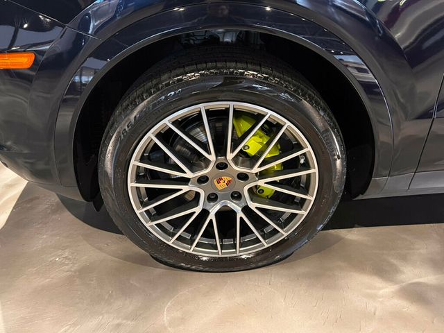 2022 Porsche Cayenne PlatinumEditionCoupe/Hybrid/HtdSeats/SportChronoPkg/PanoRoof - 22982072 - 9