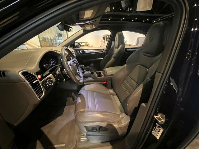 2022 Porsche Cayenne PlatinumEditionCoupe/Hybrid/HtdSeats/SportChronoPkg/PanoRoof - 22982072 - 15