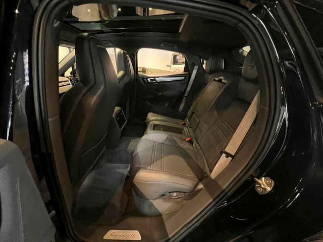 2022 Porsche Cayenne PlatinumEditionCoupe/Hybrid/HtdSeats/SportChronoPkg/PanoRoof - 22982072 - 23