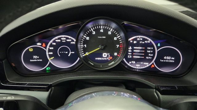 2022 Porsche Cayenne Platinum Edition E-Hybrid AWD w/ Premium Package Plus - 23044590 - 13