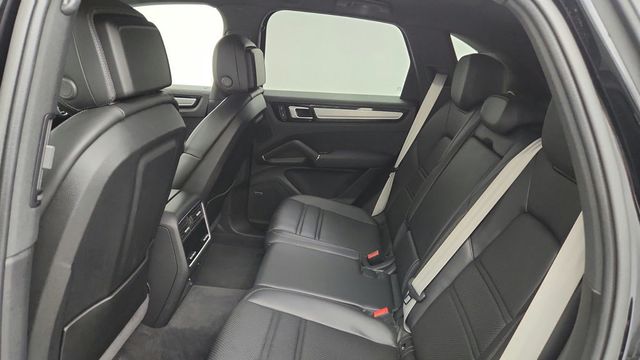 2022 Porsche Cayenne Platinum Edition E-Hybrid AWD w/ Premium Package Plus - 23044590 - 21