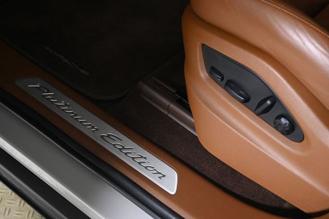 2022 Porsche Cayenne S Platinum Edition - 22974094 - 24