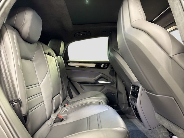 2022 Porsche Cayenne Turbo Coupe AWD - 23033979 - 15