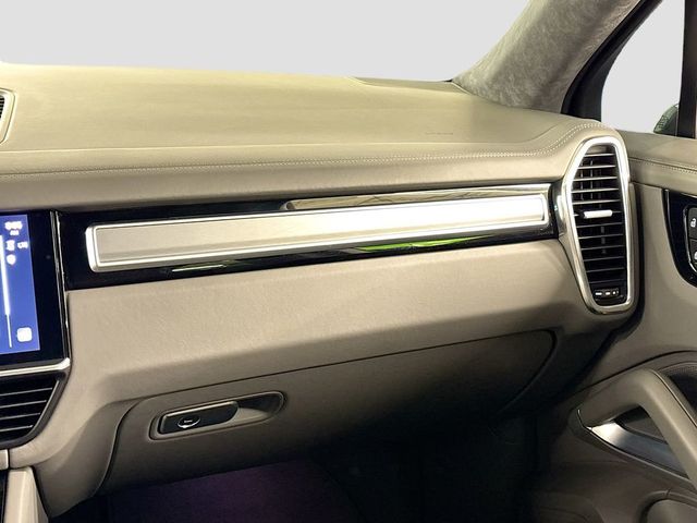 2022 Porsche Cayenne Turbo Coupe AWD - 23033979 - 19