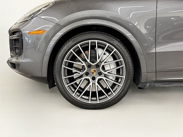 2022 Porsche Cayenne Turbo Coupe AWD - 23033979 - 27
