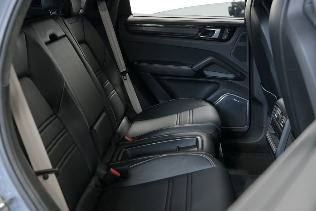 2022 Porsche Cayenne Turbo GT Coupe AWD - 23027091 - 33