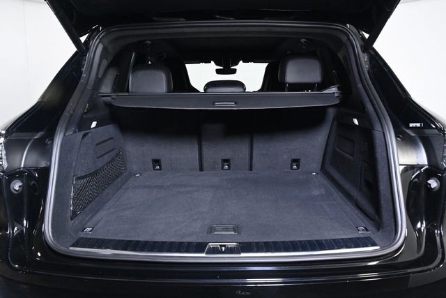 2022 Porsche Cayenne Turbo S E-Hybrid AWD - 23089521 - 27
