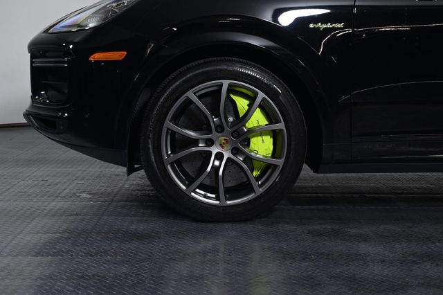 2022 Porsche Cayenne Turbo S E-Hybrid AWD - 23089521 - 29