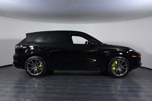 2022 Porsche Cayenne Turbo S E-Hybrid AWD - 23089521 - 7