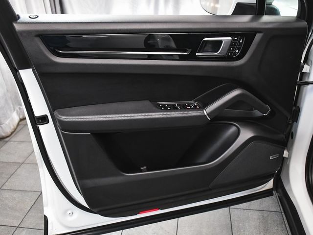2022 Porsche Cayenne Coupe Base - 22934247 - 8