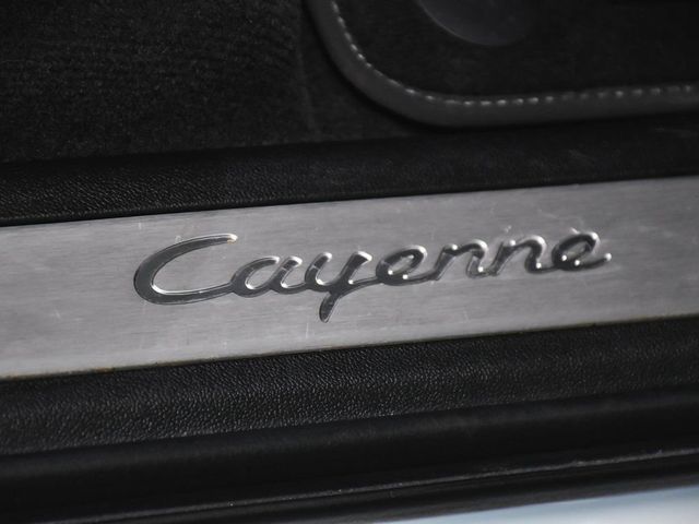 2022 Porsche Cayenne Coupe Base - 23006485 - 16