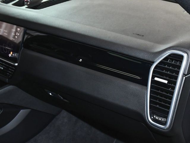 2022 Porsche Cayenne Coupe Platinum Edition - 23006485 - 59