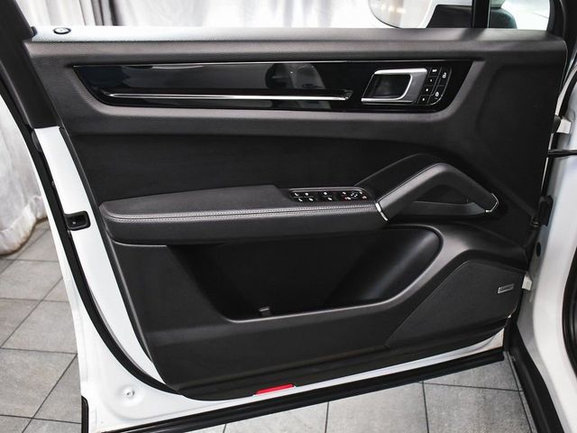 2022 Porsche Cayenne Coupe Platinum Edition - 23006485 - 8