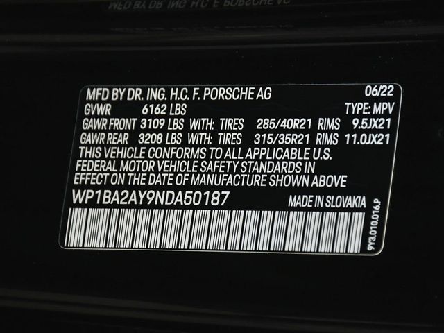 2022 Porsche Cayenne Coupe Platinum Edition - 23011160 - 17