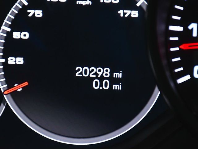 2022 Porsche Cayenne Coupe Platinum Edition - 23011160 - 20