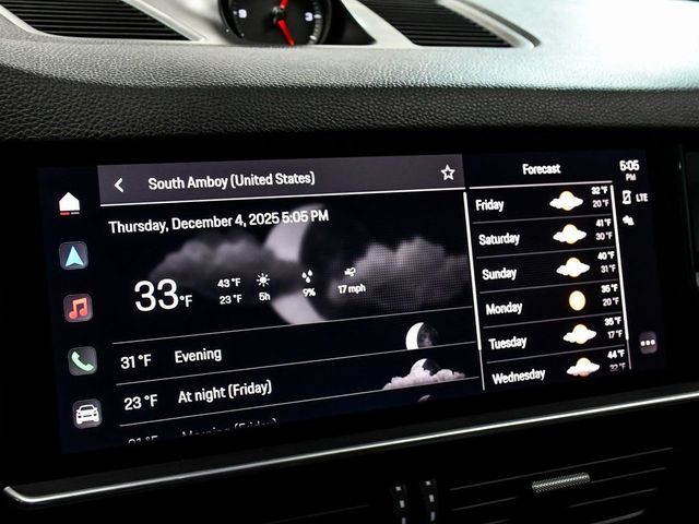 2022 Porsche Cayenne Coupe Platinum Edition - 23011160 - 29