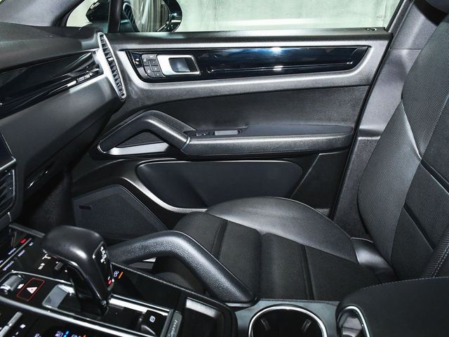 2022 Porsche Cayenne Coupe Platinum Edition - 23011160 - 50