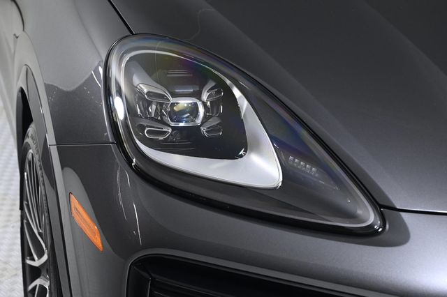 2022 Porsche Cayenne Coupe Turbo - 22993564 - 10
