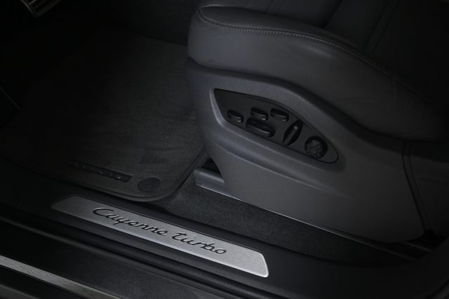 2022 Porsche Cayenne Coupe Turbo - 22993564 - 25