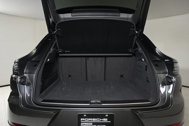 2022 Porsche Cayenne Coupe Turbo - 22993564 - 26