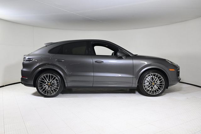 2022 Porsche Cayenne Coupe Turbo - 22993564 - 7