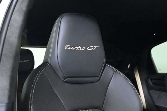 2022 Porsche Cayenne Coupe Turbo GT - 22738020 - 18