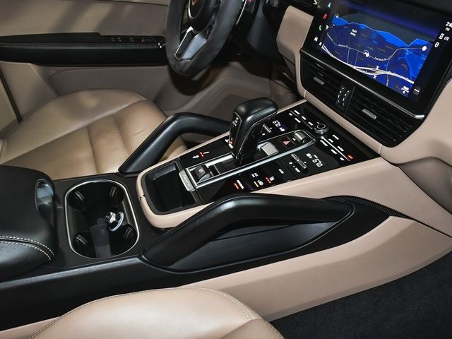 2022 Porsche Cayenne E-Hybrid Base - 22935992 - 56