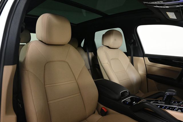 2022 Porsche Cayenne E-Hybrid E-Hybrid AWD - 22966383 - 17