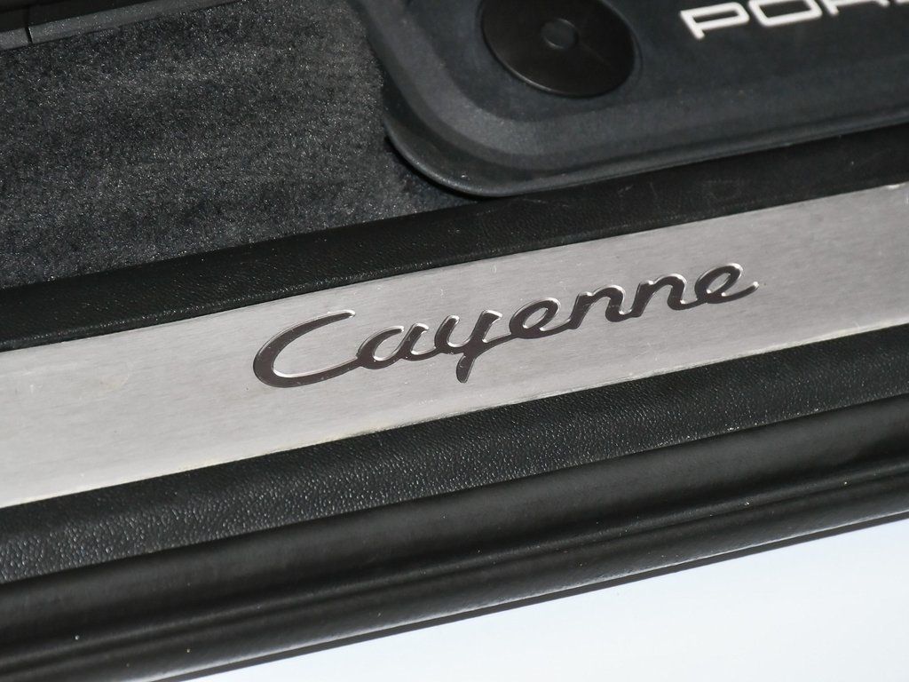 2022 Porsche Cayenne E-Hybrid Coupe Base photo 16