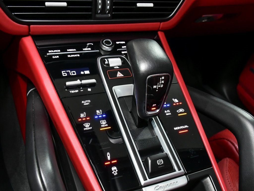 2022 Porsche Cayenne E-Hybrid Coupe Base photo 28