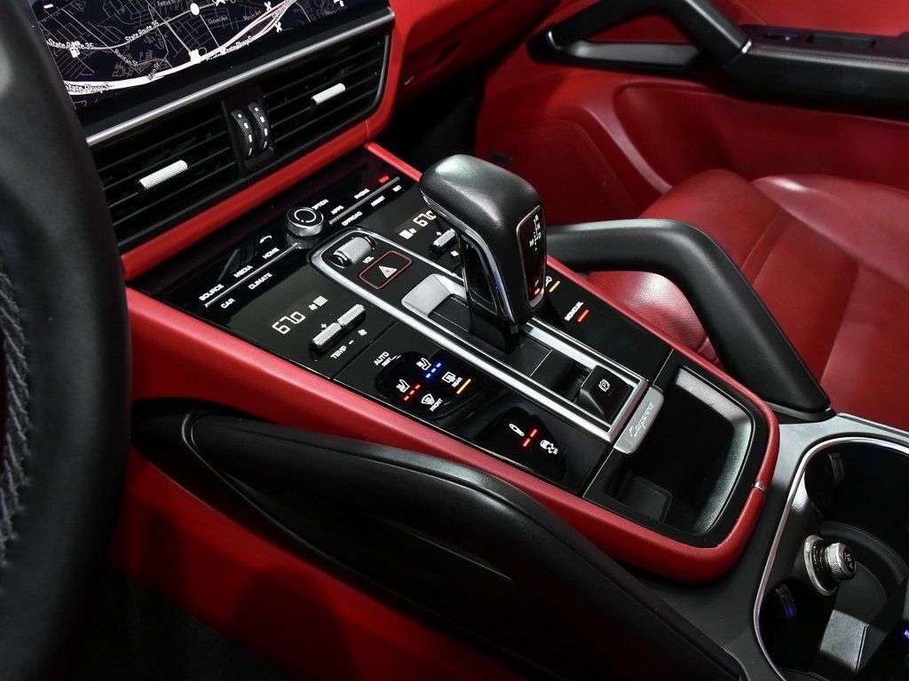 2022 Porsche Cayenne E-Hybrid Coupe Base photo 36