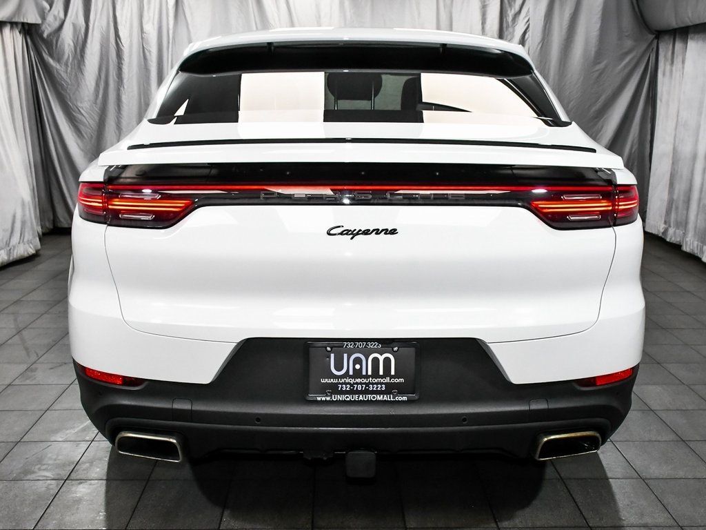 2022 Porsche Cayenne E-Hybrid Coupe Base photo 5