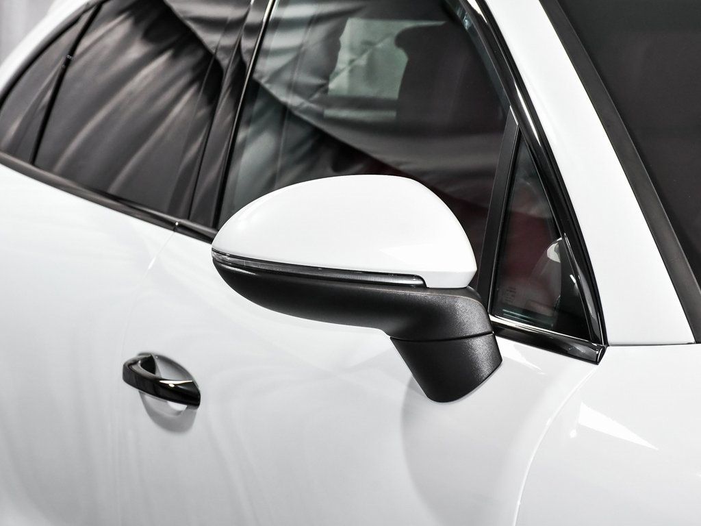 2022 Porsche Cayenne E-Hybrid Coupe Base photo 56