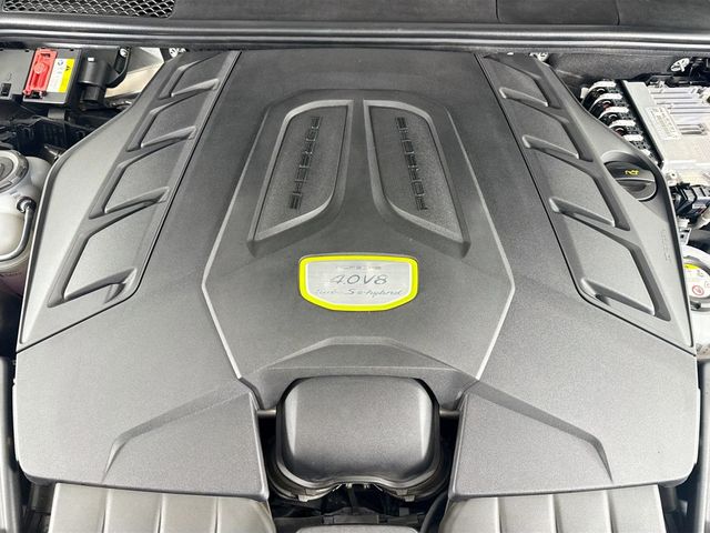 2022 Porsche Cayenne E-Hybrid Coupe Turbo S - 22995805 - 27