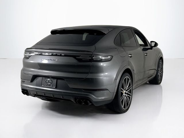 2022 Porsche Cayenne E-Hybrid Coupe Turbo S - 22995805 - 4