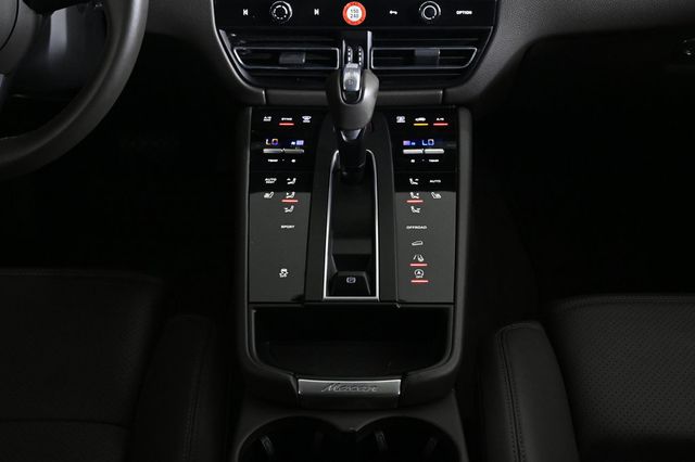 2022 Porsche Macan AWD - 22956314 - 15