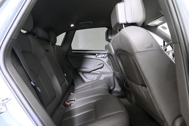 2022 Porsche Macan AWD - 22956314 - 18