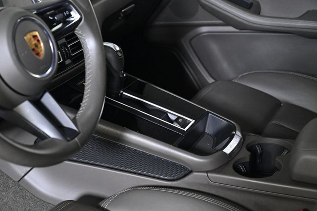 2022 Porsche Macan AWD - 22956314 - 21
