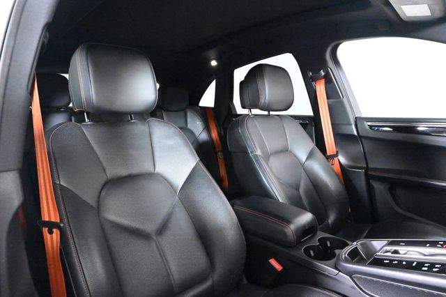 2022 Porsche Macan AWD - 23023073 - 17