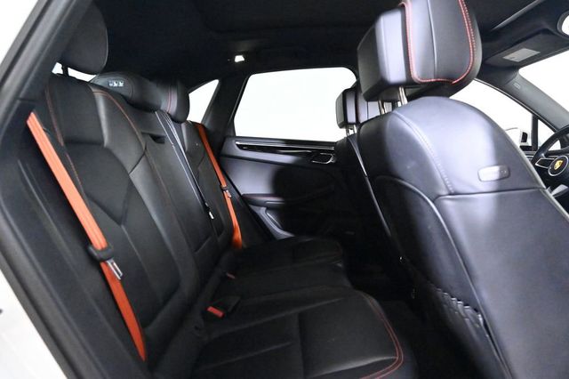 2022 Porsche Macan AWD - 23023073 - 18