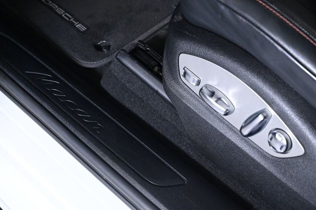 2022 Porsche Macan AWD - 23023073 - 21