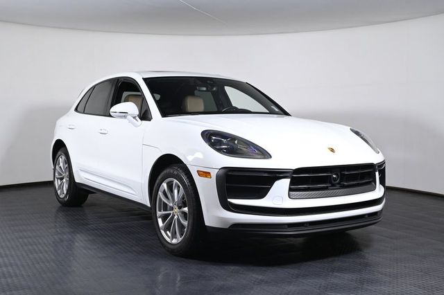 2022 Porsche Macan AWD - 23028098 - 8