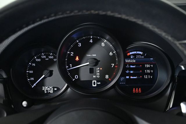 2022 Porsche Macan AWD - 23034269 - 12