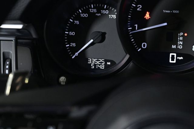 2022 Porsche Macan AWD - 23034269 - 13