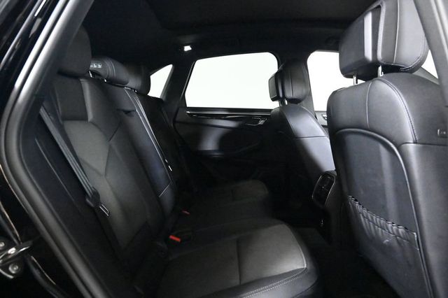 2022 Porsche Macan AWD - 23034269 - 18