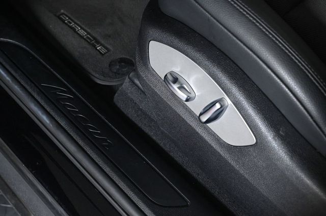 2022 Porsche Macan AWD - 23034269 - 21