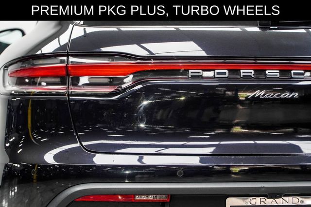 2022 Porsche Macan AWD - 23045011 - 15