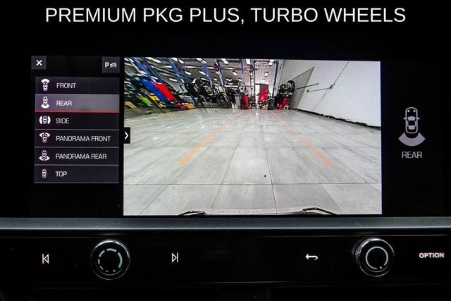 2022 Porsche Macan AWD - 23045011 - 29