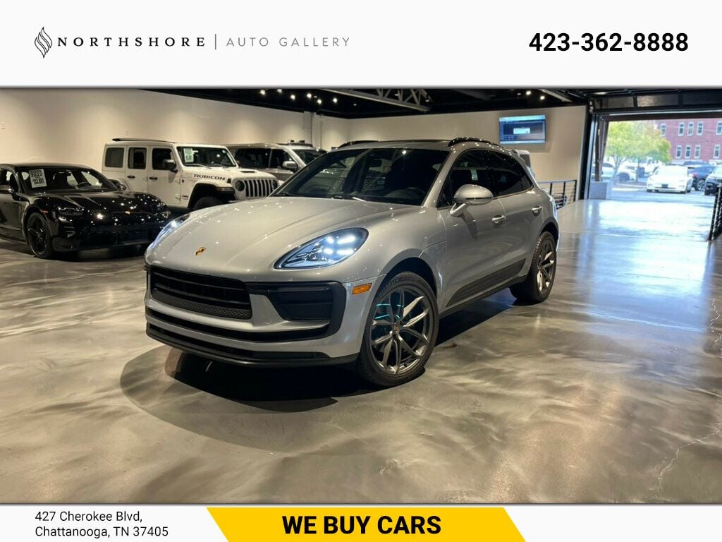 2022 Porsche Macan AWD/PremiumPkgPlus/21"GT DesignWheels/PanoRoof/Htd&CldSeats - 22655105 - 0