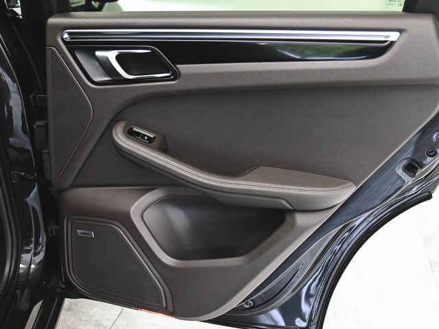 2022 Porsche Macan Base - 23080479 - 12